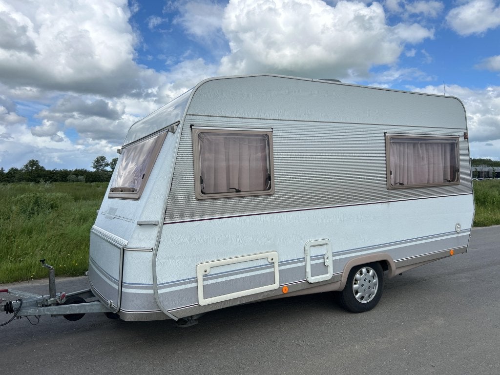 DETHLEFFS 440 NEW LINE VOORTENT, VAST BED, Niet ingevuld, Bedrijf, Tot en met 4, Niet ingevuld