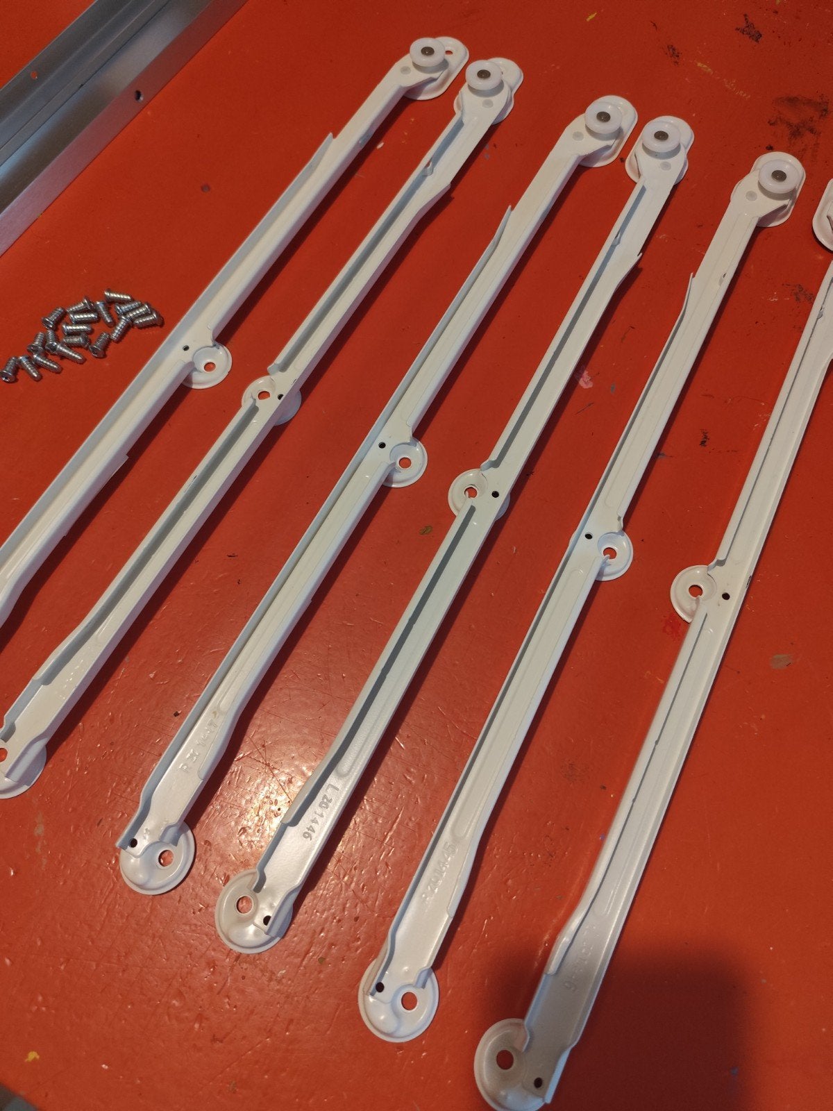 IKEA Komplement Uittrekrail voor manden, wit, 58 cm (3 paar), Huis en Inrichting, Kasten | Kledingkasten, Ophalen, Minder dan 50 cm
