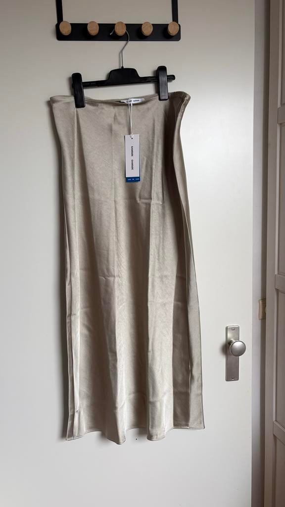 Samsøe Samsøe lange zijde-look rok groen maat L nieuw, Maat 42/44 (L), Nieuw, Ophalen of Verzenden, Onder de knie