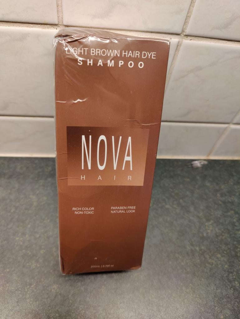 6 NOVA Hair Light Brown Hair Dye Shampoo - Nieuw, Ophalen of Verzenden, Nieuw, Shampoo of Conditioner