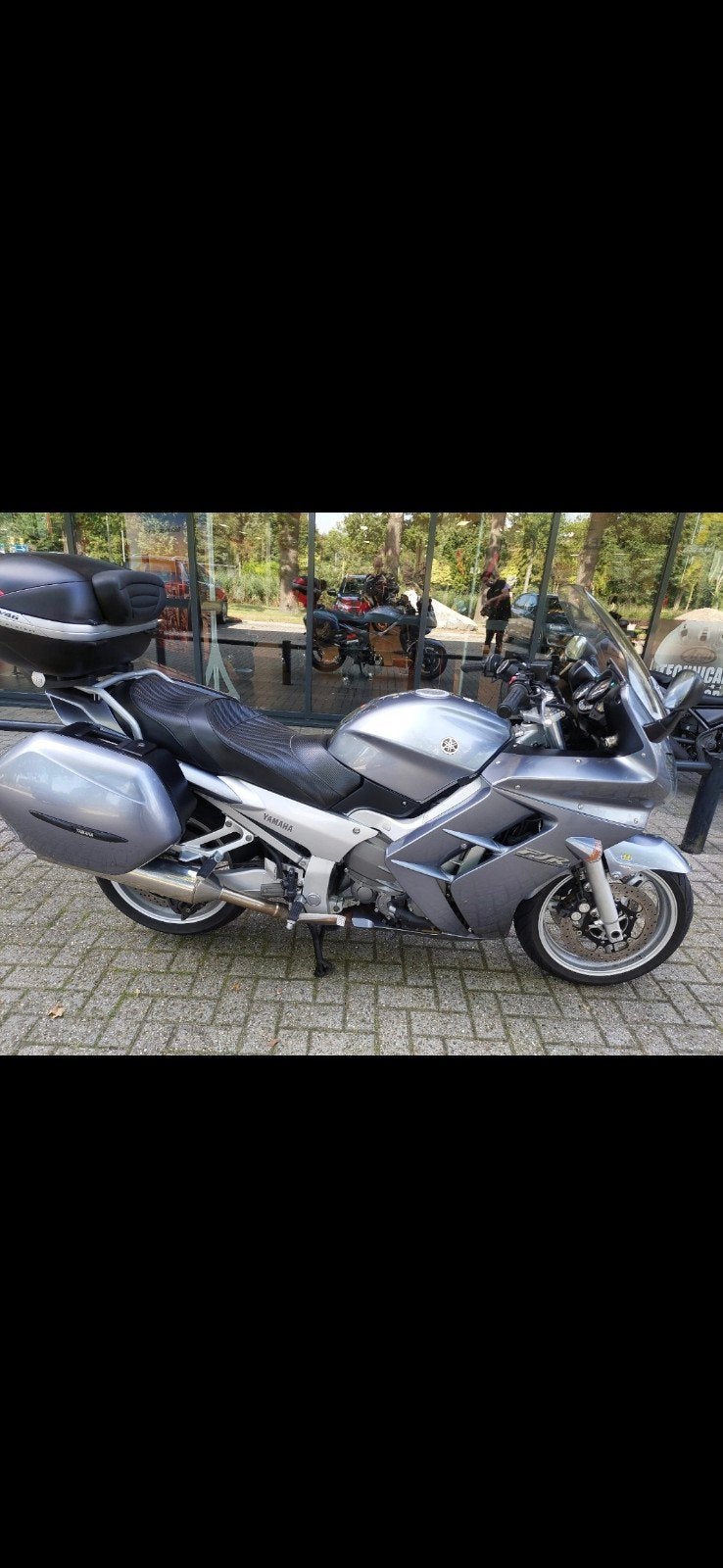 Yamaha FJR1300 Toermotor uit 2003 met ABS en koffers, 4 cilinders, Motorrijbewijs A, Gebruikt, Particulier