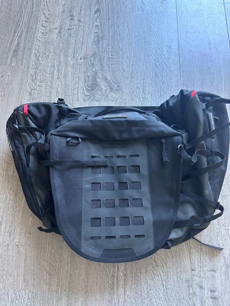 SW-MOTECH Pro Cargobag zadeltas 50L zwart – nette staat, Motoren, Accessoires | Koffers en Tassen, Ophalen of Verzenden, Zo goed als nieuw