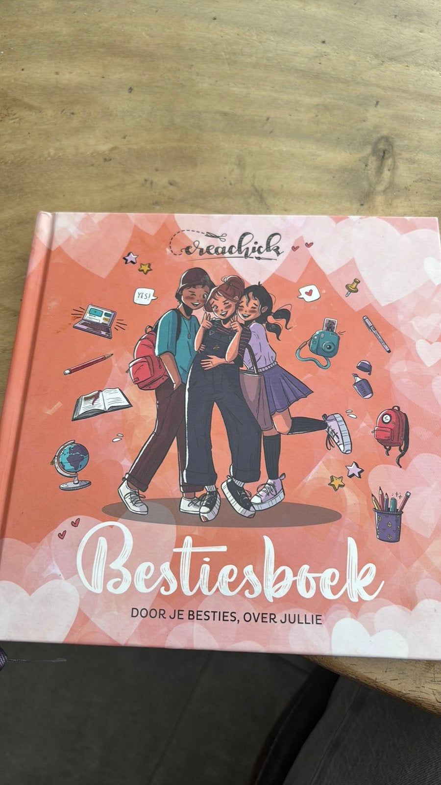 Te koop Creachick bestiesboek, Ophalen of Verzenden, Nieuw
