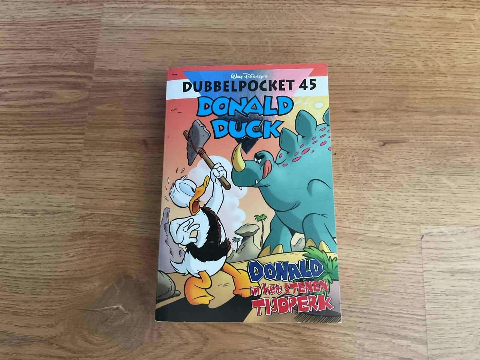 Walt Dieny - Donald Duck Donald in het stenen tijdperk, Boeken, Stripboeken, Walt Dieny, Eén stripboek, Ophalen of Verzenden, Zo goed als nieuw