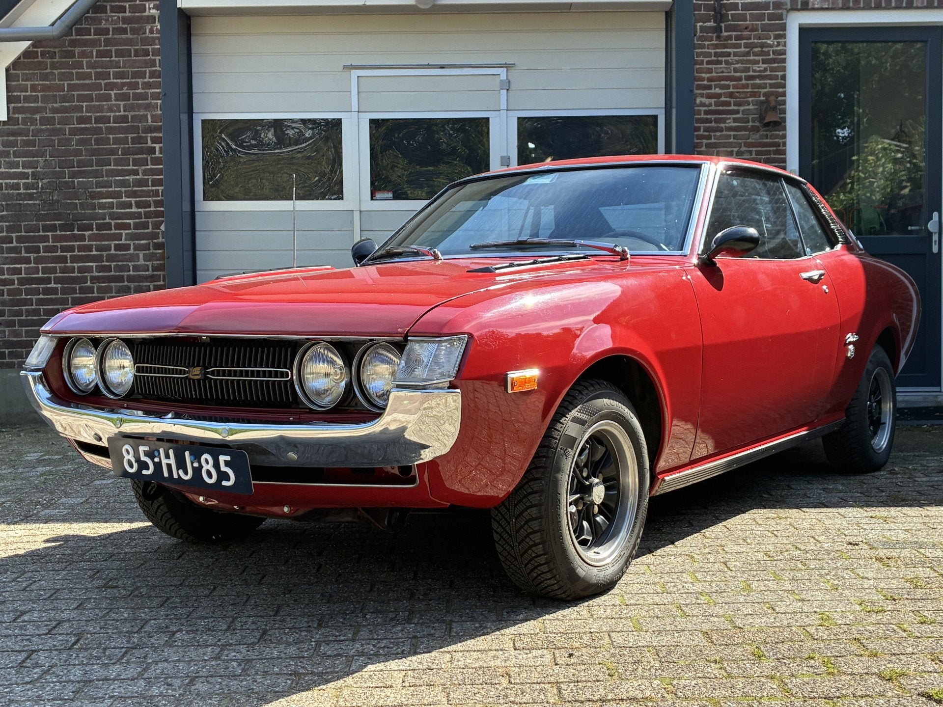 Toyota Celica 1.6 ST '75 5 Bak Nederlandse Auto! (bj 1975), Lederen bekleding, Achterwielaandrijving, Beige, 113 pk