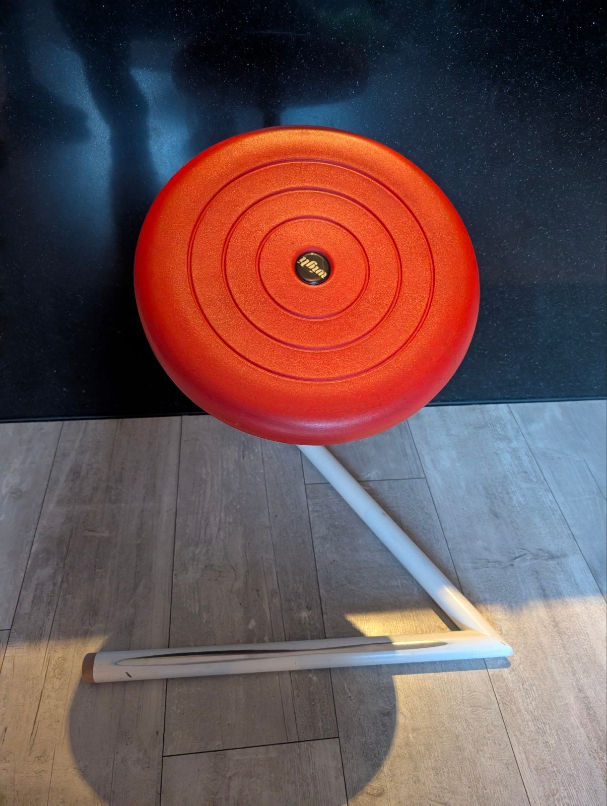 Wigli Kinder Wiebelkruk - Ergonomisch en Verstelbaar, Huis en Inrichting, Krukjes, Ophalen, In hoogte verstelbaar, Gebruikt, Kunststof