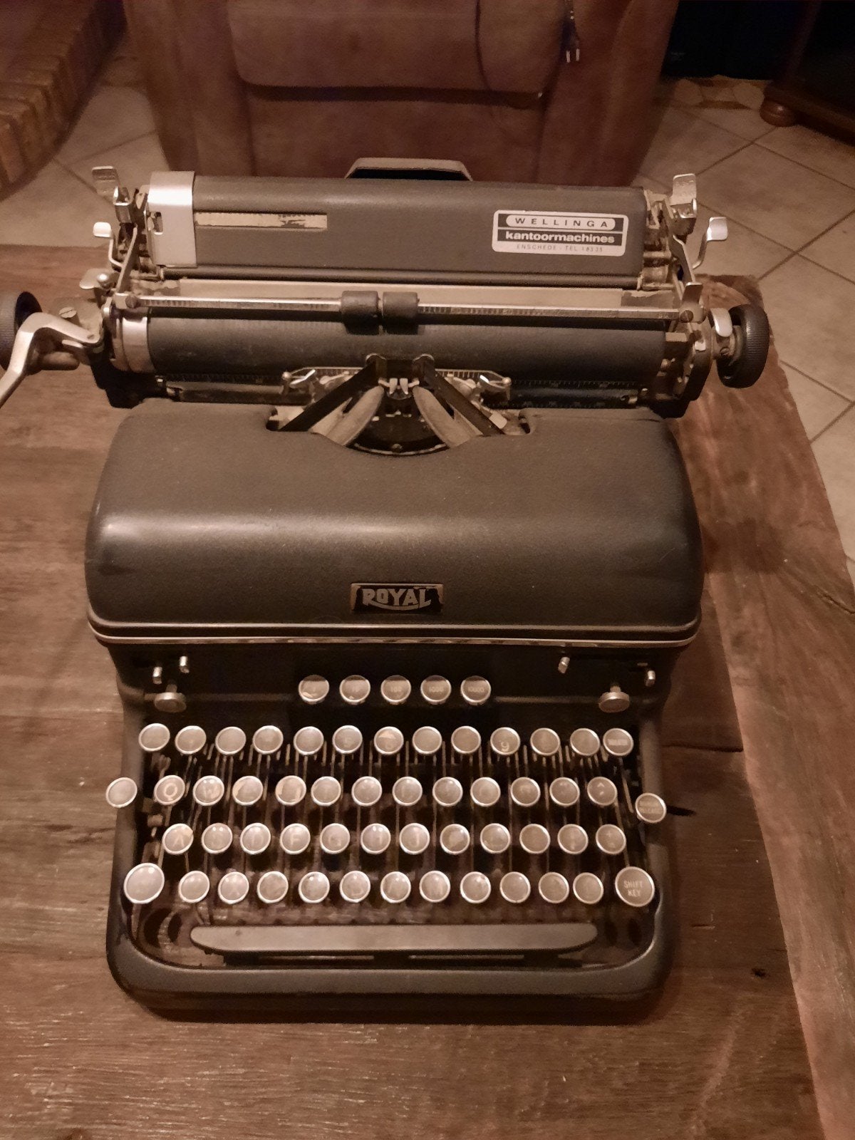 ouderwetse typemachine, Ophalen, Gebruikt
