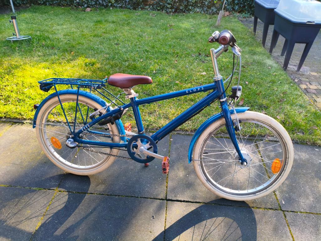 Blauwe kinderfiets Elops met 3 versnellingen en bagagedrager, 20 inch of meer, Gebruikt, Velgrem, Ophalen