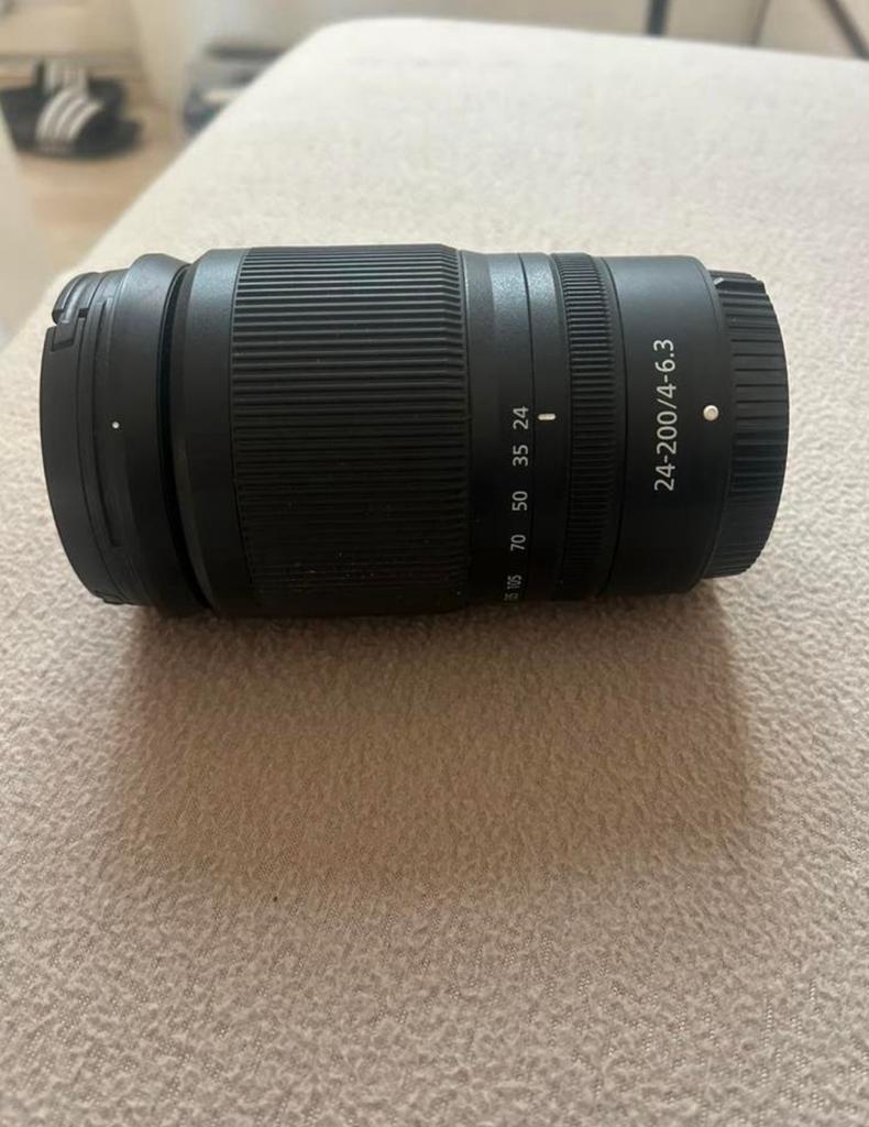 Bieden Nikon NIKKOR Z 24-200mm f/4-6.3 VR lens., Ophalen of Verzenden, Zo goed als nieuw, Telelens