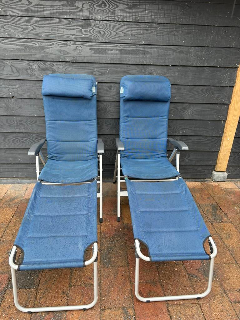2 vrijbuiter campingstoelen + voetenbanken + hoofdsteunen, Ophalen, Zo goed als nieuw, Campingstoel