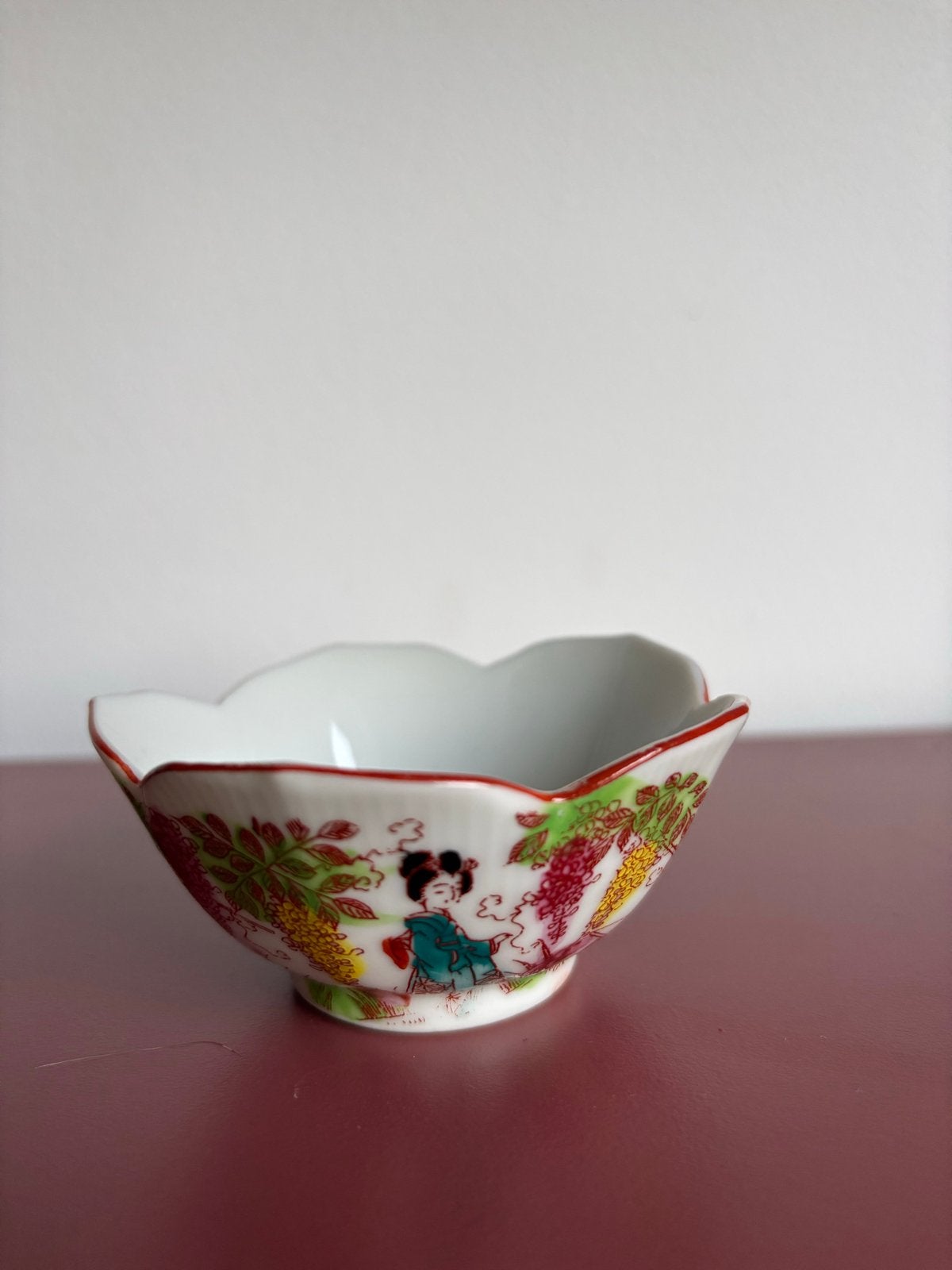 Antieke Japanse porseleinen kom handgeschilderde decoratie, Ophalen of Verzenden