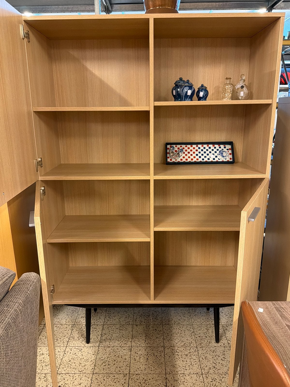 Stijlvolle Houten Kast met Open Vakken en Deuren, Huis en Inrichting, Kasten | Overige, Ophalen, ., Zo goed als nieuw, .