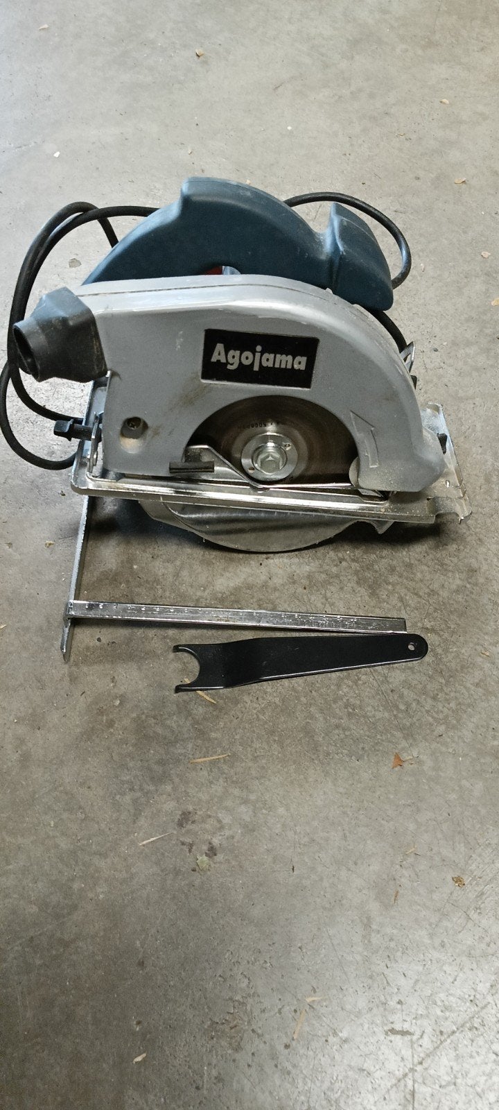 Cirkelzaag Agojama - Zo goed als nieuw, Ophalen, 600 tot 1200 watt, Zo goed als nieuw, 30 tot 70 mm