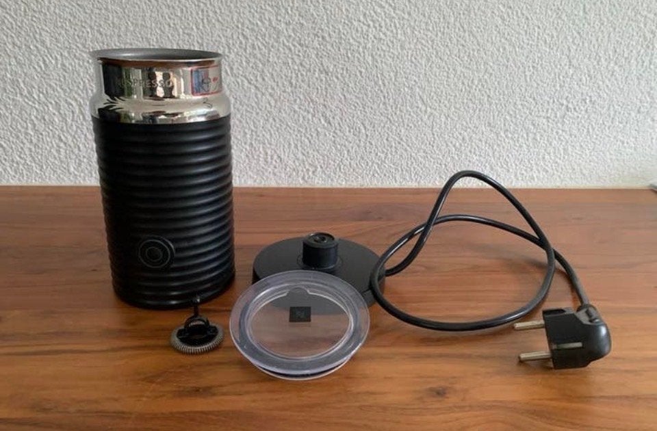 Nespresso Aeroccino 3 Melkopschuimer - Zwart, Witgoed en Apparatuur, Melkopschuimers, Ophalen of Verzenden, Gebruikt, Elektrische melkopschuimer