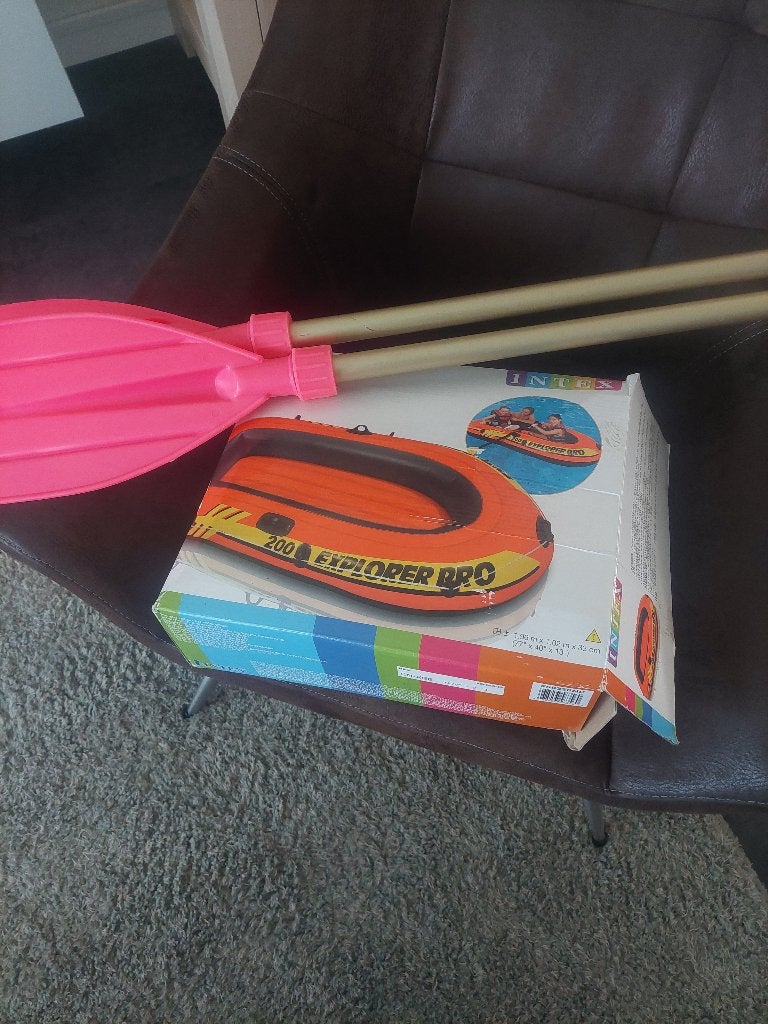 rubberboot met peddels, Ophalen, Zo goed als nieuw