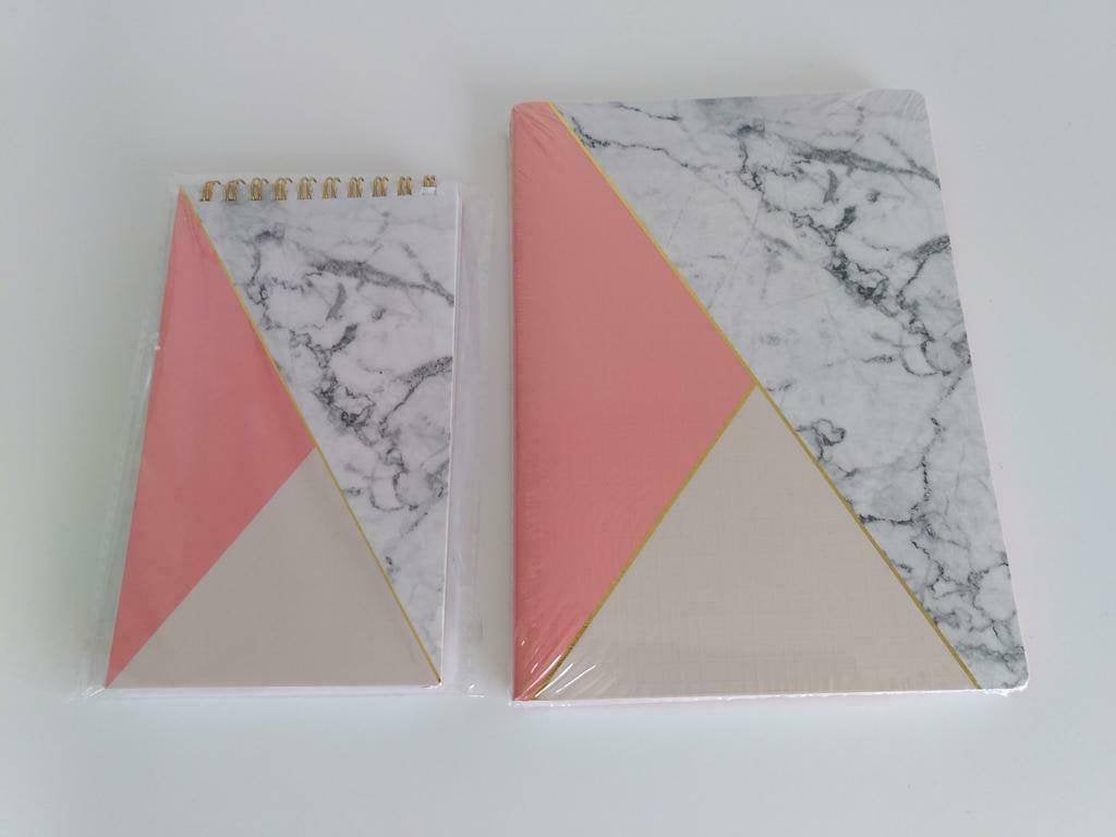 2 A5 notitieboekjes en kladblokje marmer goud en roze, Ophalen of Verzenden, Nieuw
