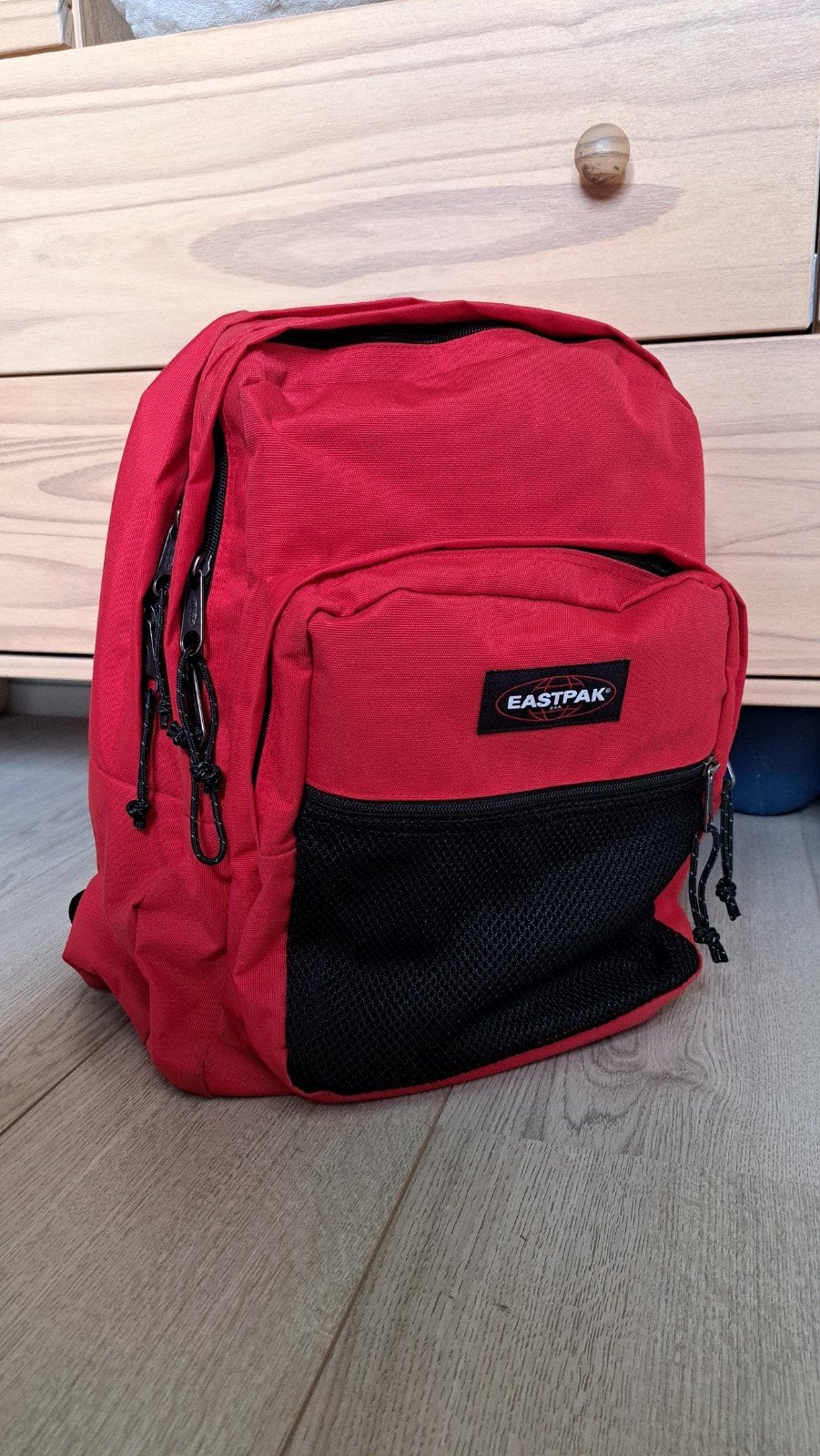 Eastpak rugzak groot rood - met gratis passer & rekenmachine, Ophalen of Verzenden, Zo goed als nieuw, 25 tot 40 cm, Eastpak