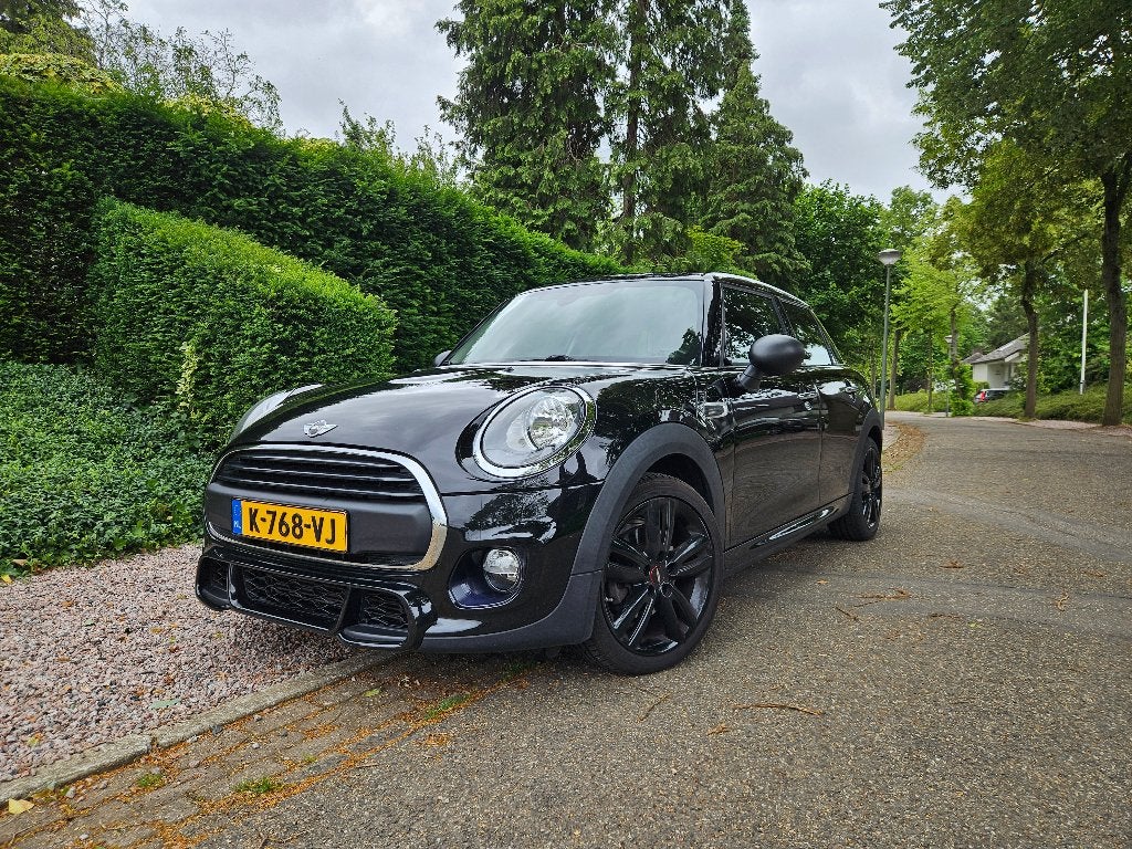 Mini 1.2 ONE John Cooper Works 75KW 5Deurs 2017 Zwart, Voorwielaandrijving, Multifunctioneel stuurwiel, 1198 cc, 102 pk