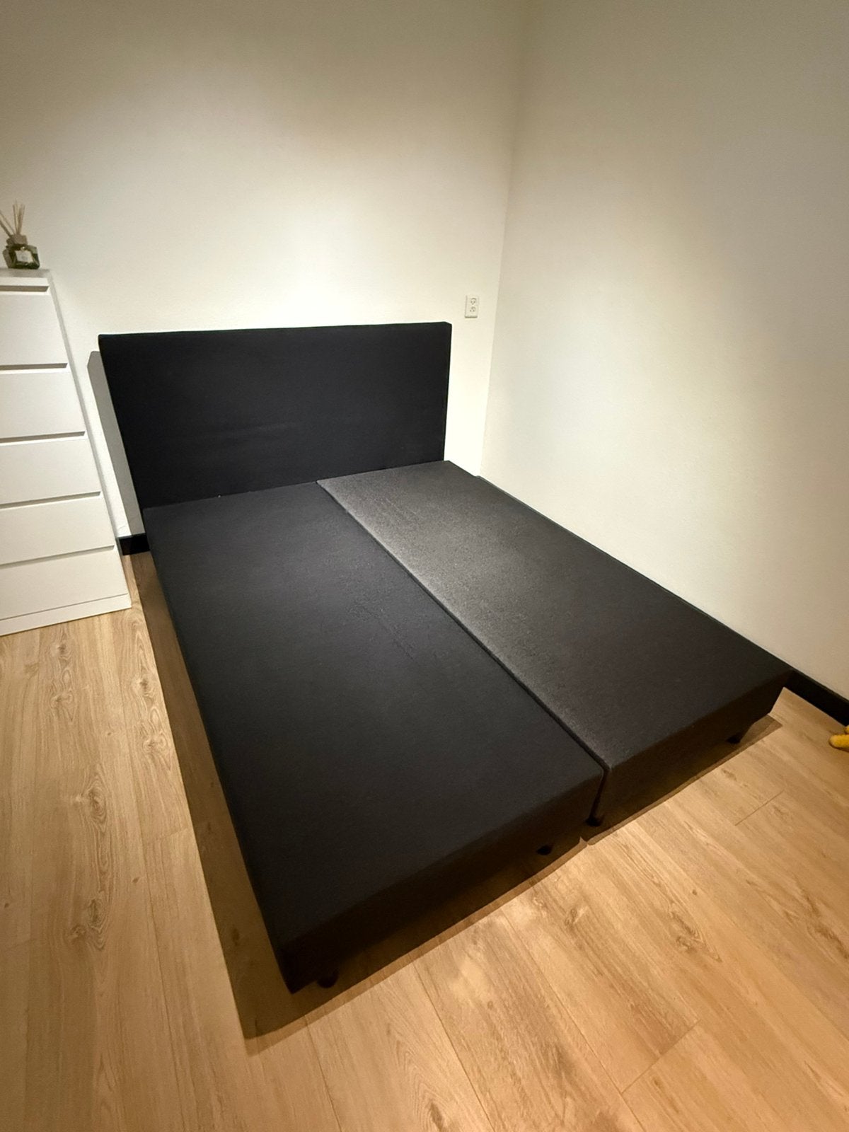 Boxspring in great condition, Tweepersoons, Ophalen of Verzenden, Zo goed als nieuw, 200 cm