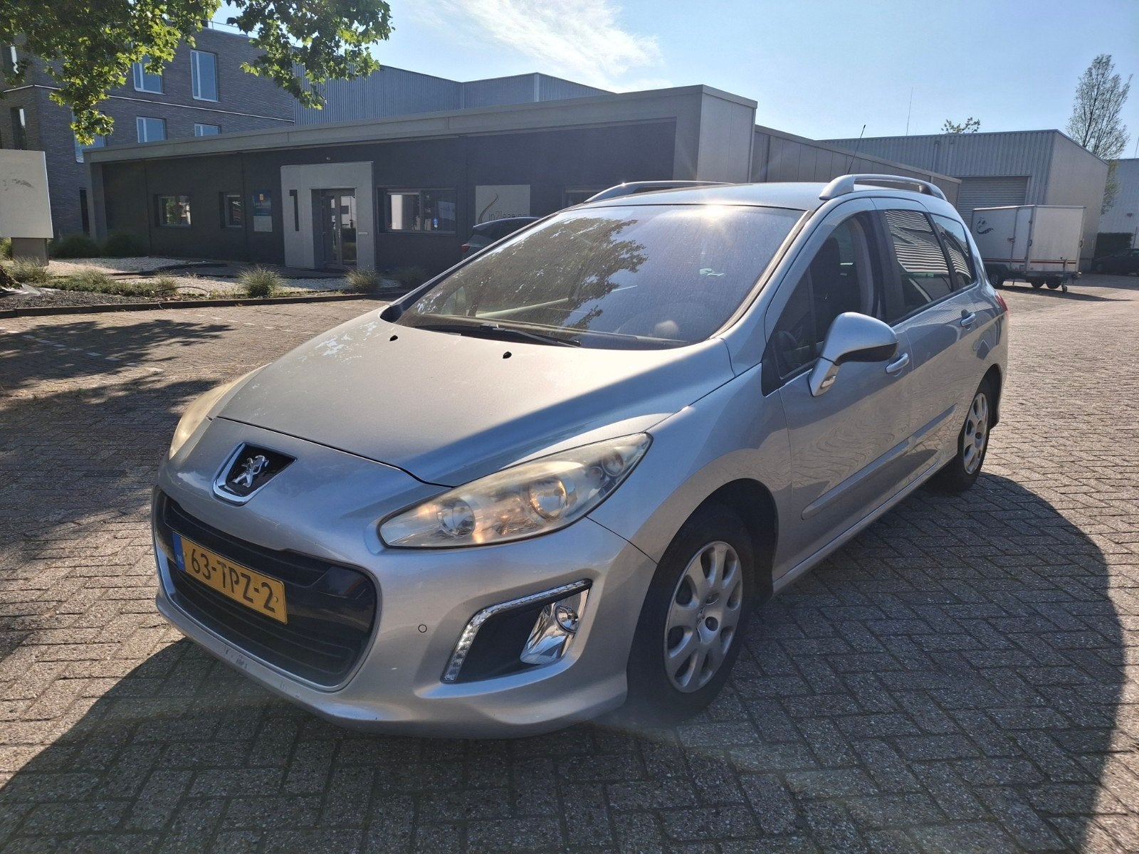 Peugeot 308 1.6 VTI 16V SW  2012 Grijs, Auto's, Voorwielaandrijving, Stof, 4 cilinders, Origineel Nederlands