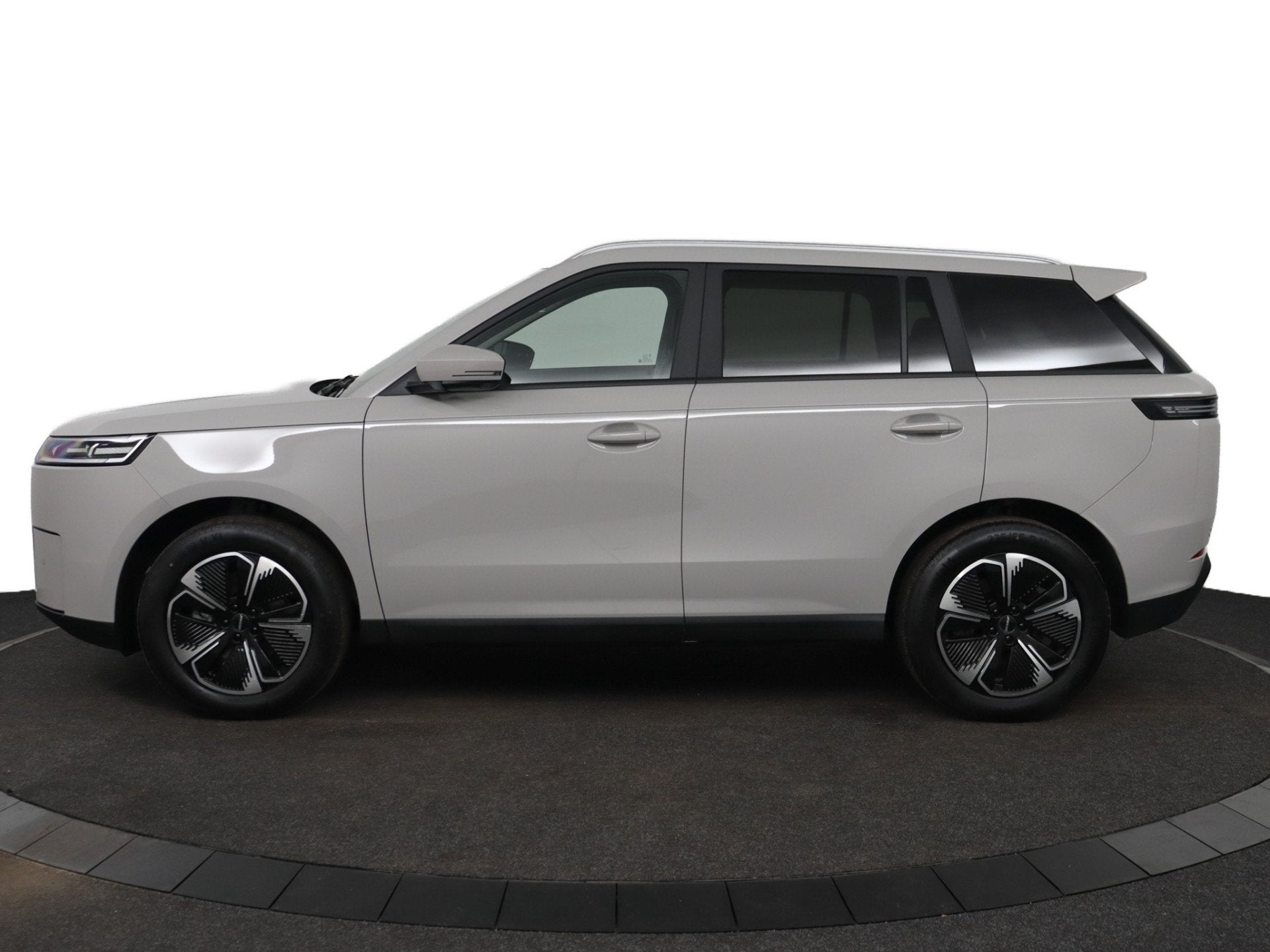 Jaecoo 5 Ev Exclusive 61 Kwh - Summer Deal € 750,00 extra, Auto's, Dealer onderhouden, Zwart, Leder, Elektrisch