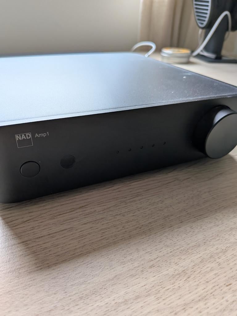 Nad amp 1 met Chromecast en phono ingang, Overige merken, Ophalen of Verzenden, Zo goed als nieuw, Minder dan 60 watt