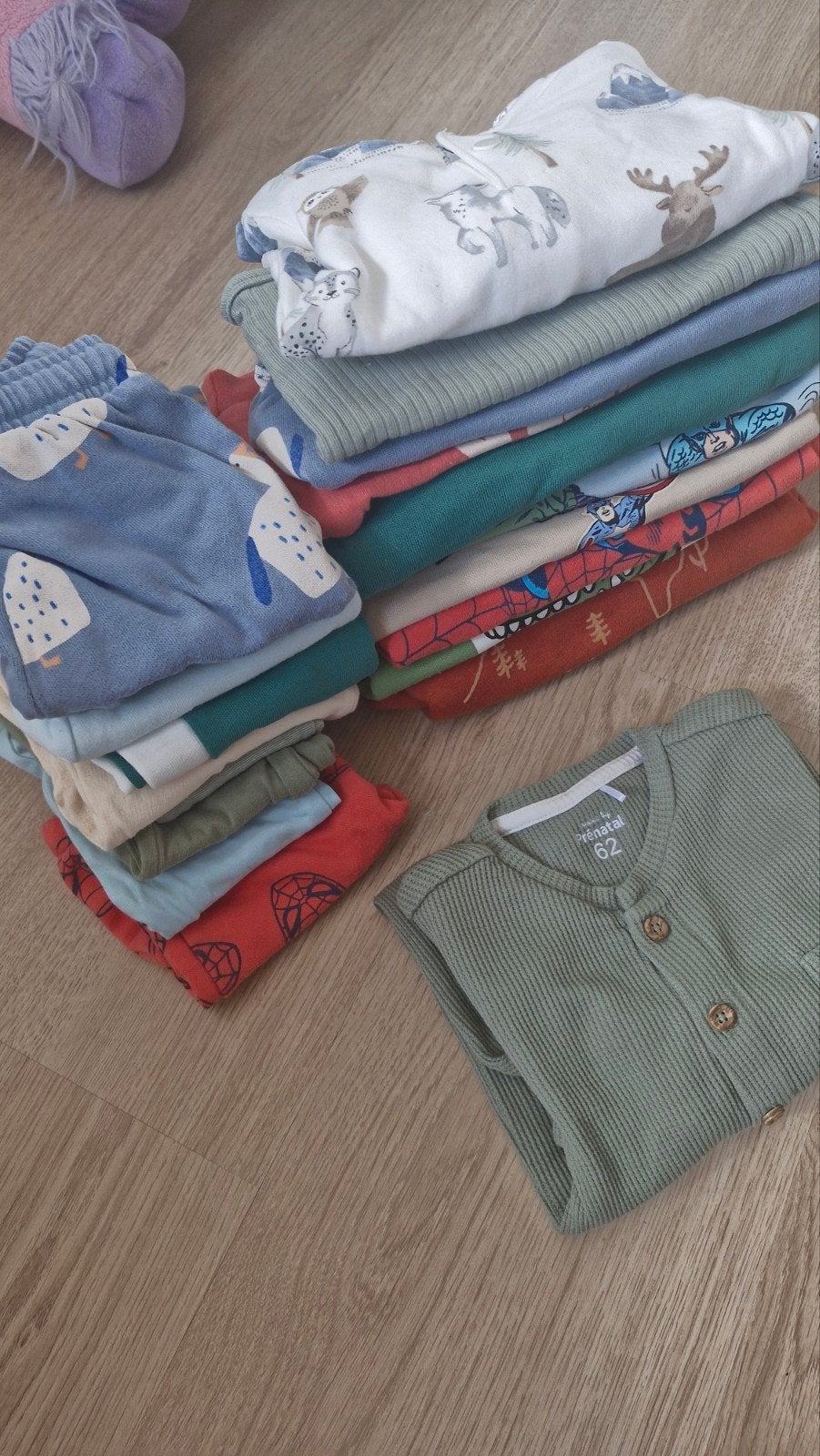 Babykleding pakket: truien, broekjes en een pakje, Kinderen en Baby's, Babykleding | Maat 62, Ophalen of Verzenden, Jongetje of Meisje