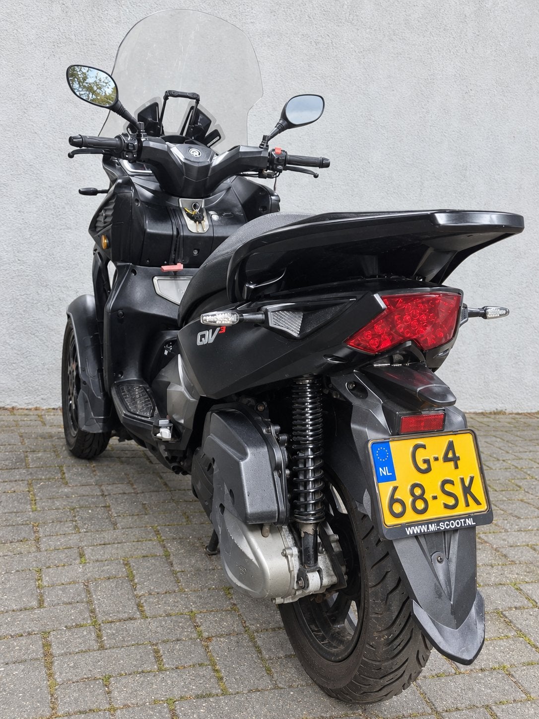 Quadro QV3 motorscooter, Fietsen en Brommers, Ophalen, Zo goed als nieuw, Overige typen, Overige merken
