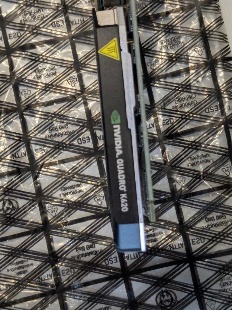 NVIDIA Quadro K620 Grafische Kaart - Zo goed als nieuw, Computers en Software, Videokaarten, PCI-Express 2, GDDR3, DVI, Ophalen of Verzenden