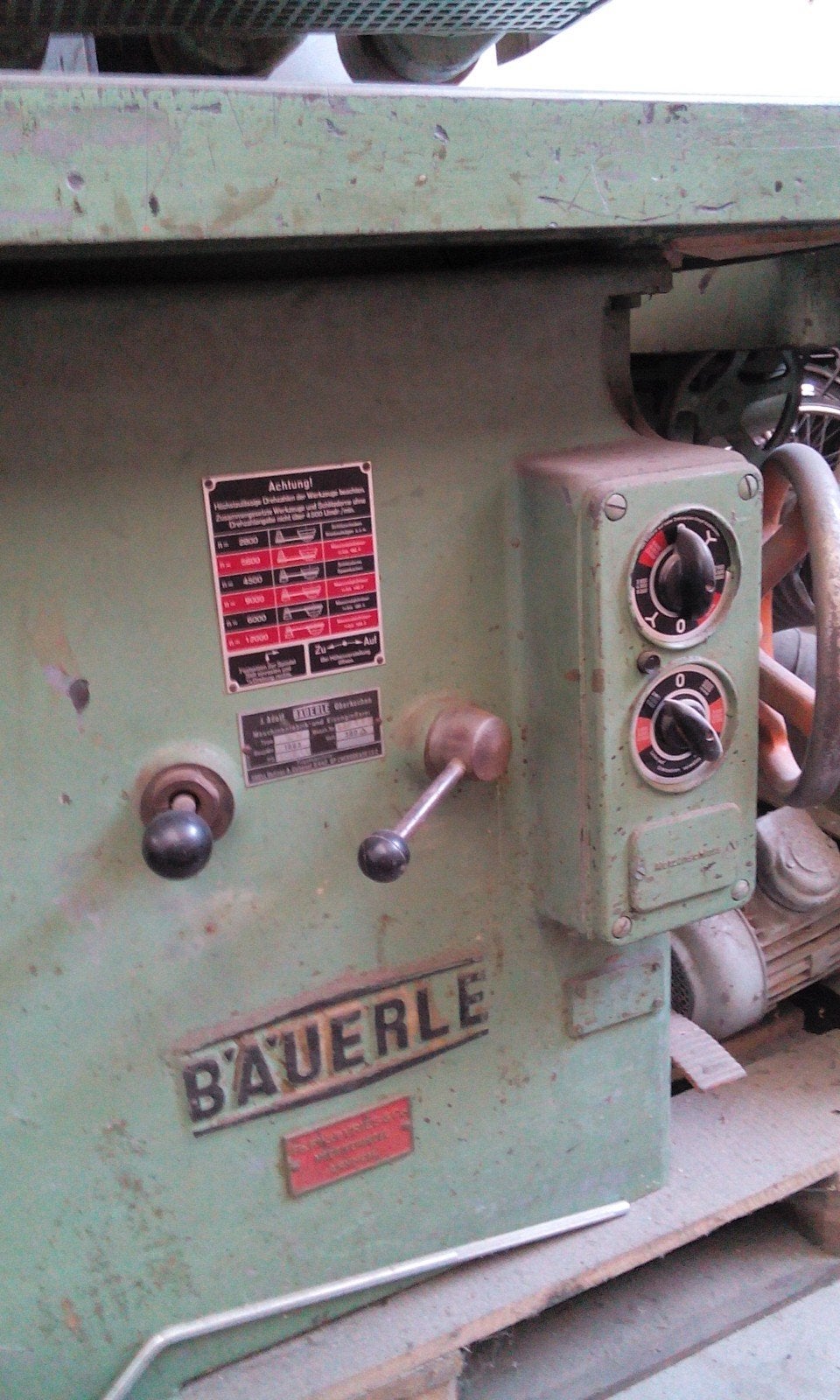 Bäuerle Freesmachine met Holz-Her aanvoerapparaat, Ophalen, Gebruikt, Elektrisch, Overige soorten