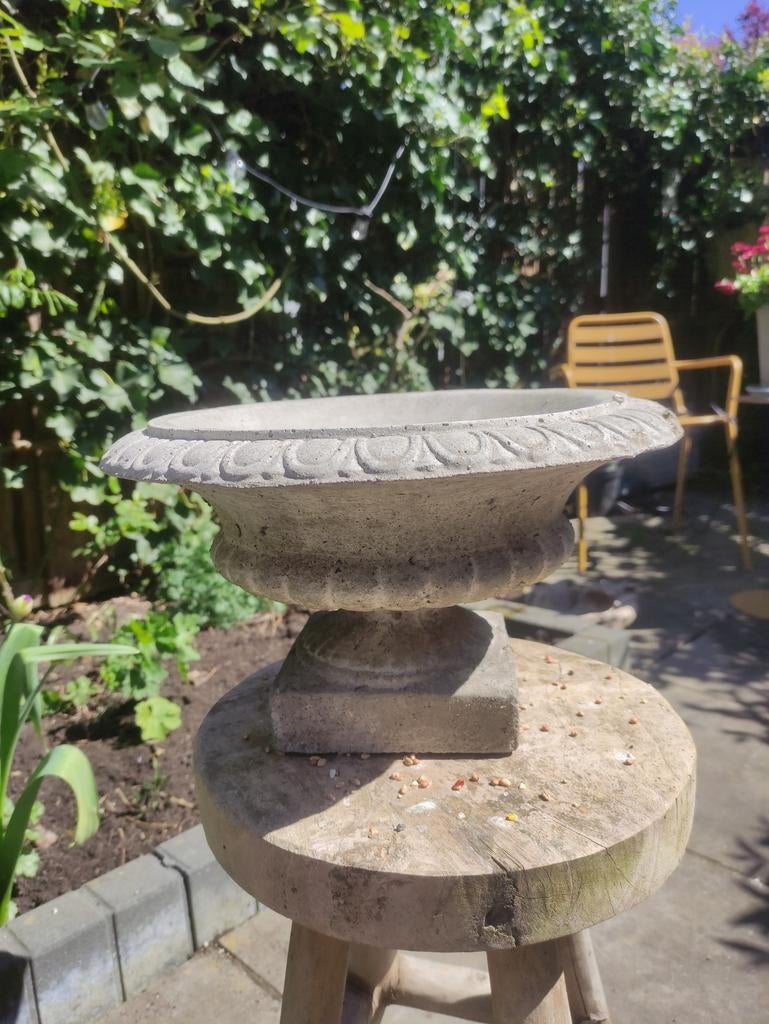 Tuinpotten / tuinvazen beton, Ophalen