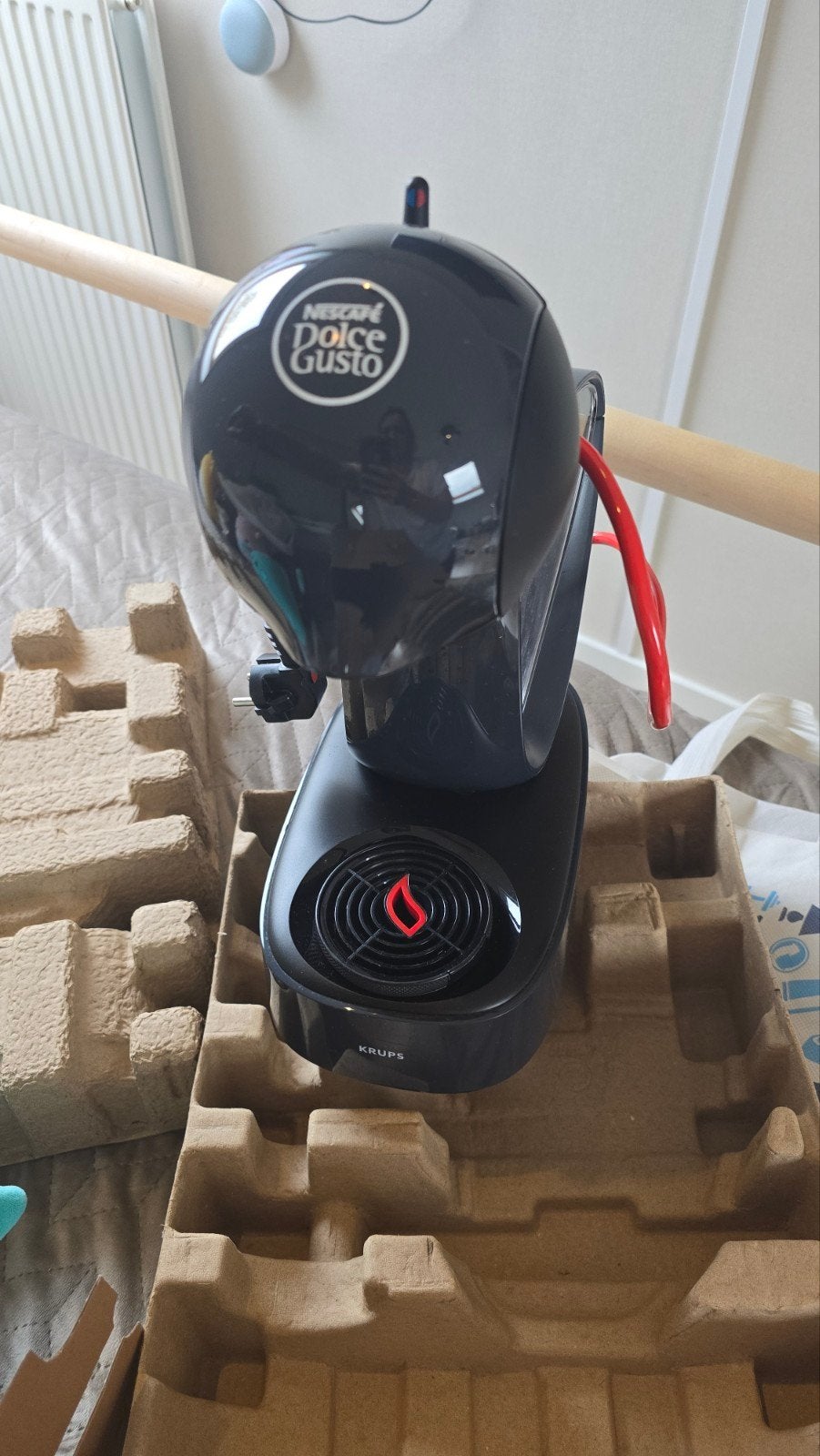 Nescafe dolce gusto, Witgoed en Apparatuur, Koffiezetapparaten, Ophalen of Verzenden, Zo goed als nieuw, Koffiemachine