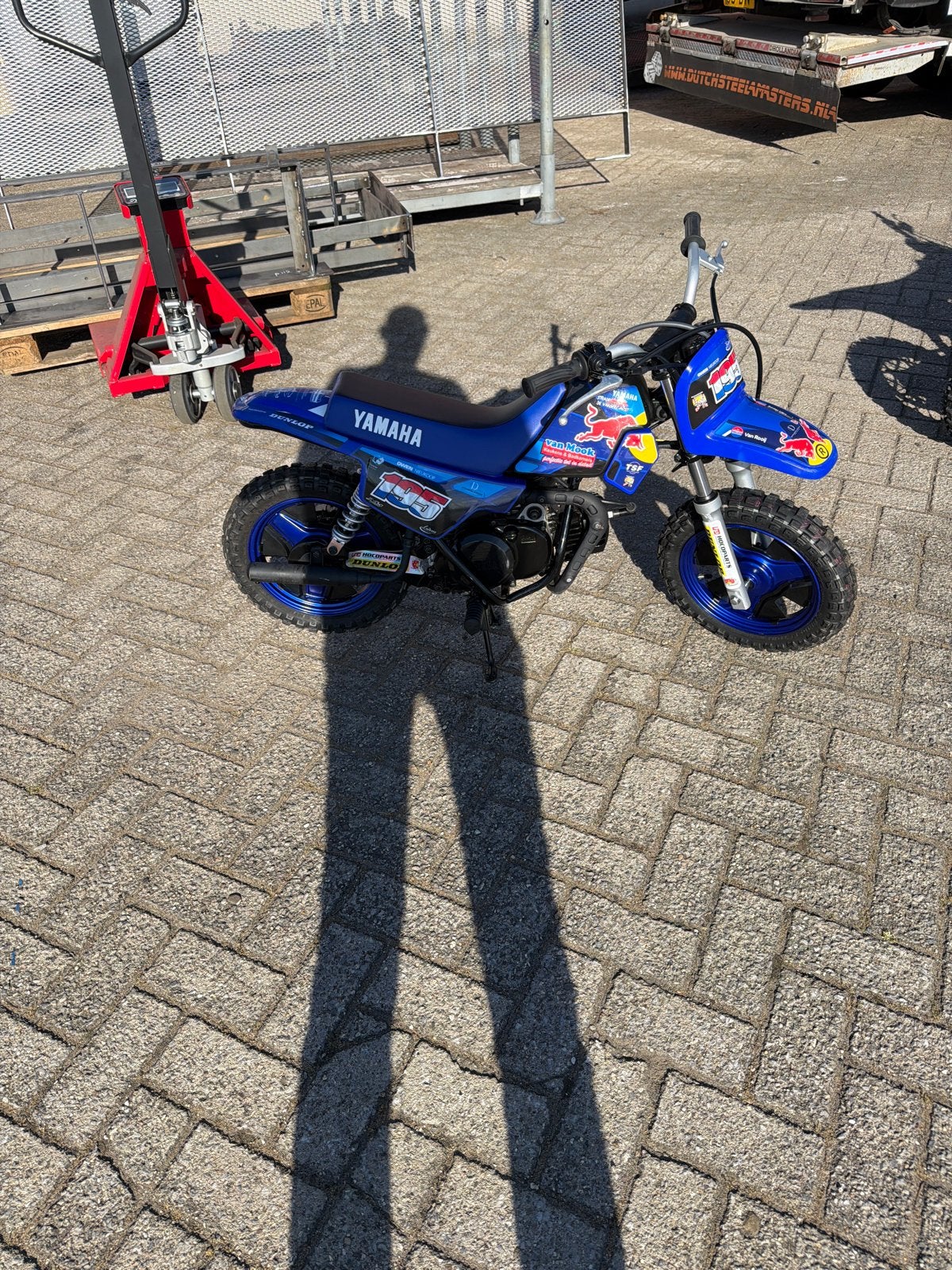 Yamaha PW50 Crossmotor met zijwieltjes !
