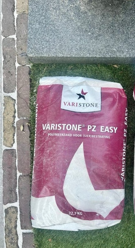 Voegmortel - Varistone PZ easy polymeerzand 1x 22,7 kg, Ophalen, Nieuw, Voegzand