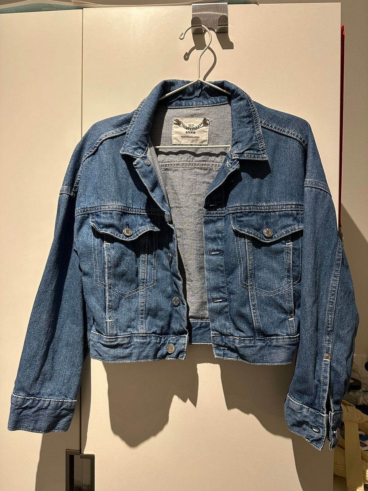 H&M cropped jean jacket XS, Kleding | Dames, Ophalen of Verzenden, Zo goed als nieuw, Maat 34 (XS) of kleiner