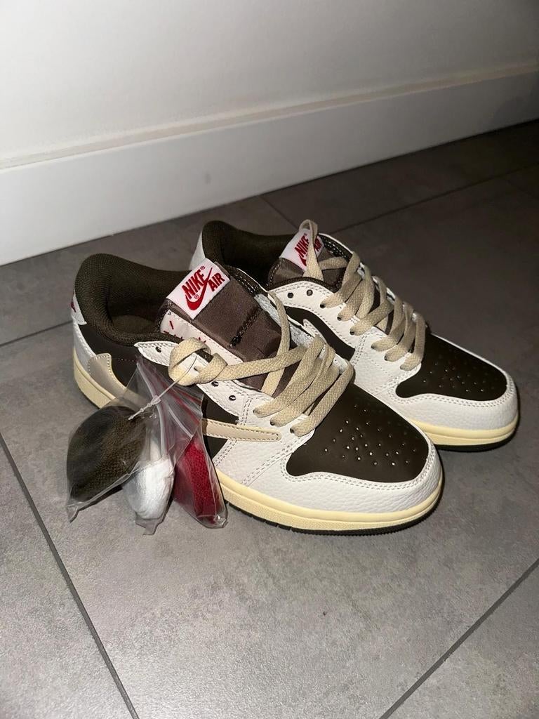Travis scott Air Jordan 1 NIEUW!!!, Bruin, Nike, Nieuw, Ophalen of Verzenden
