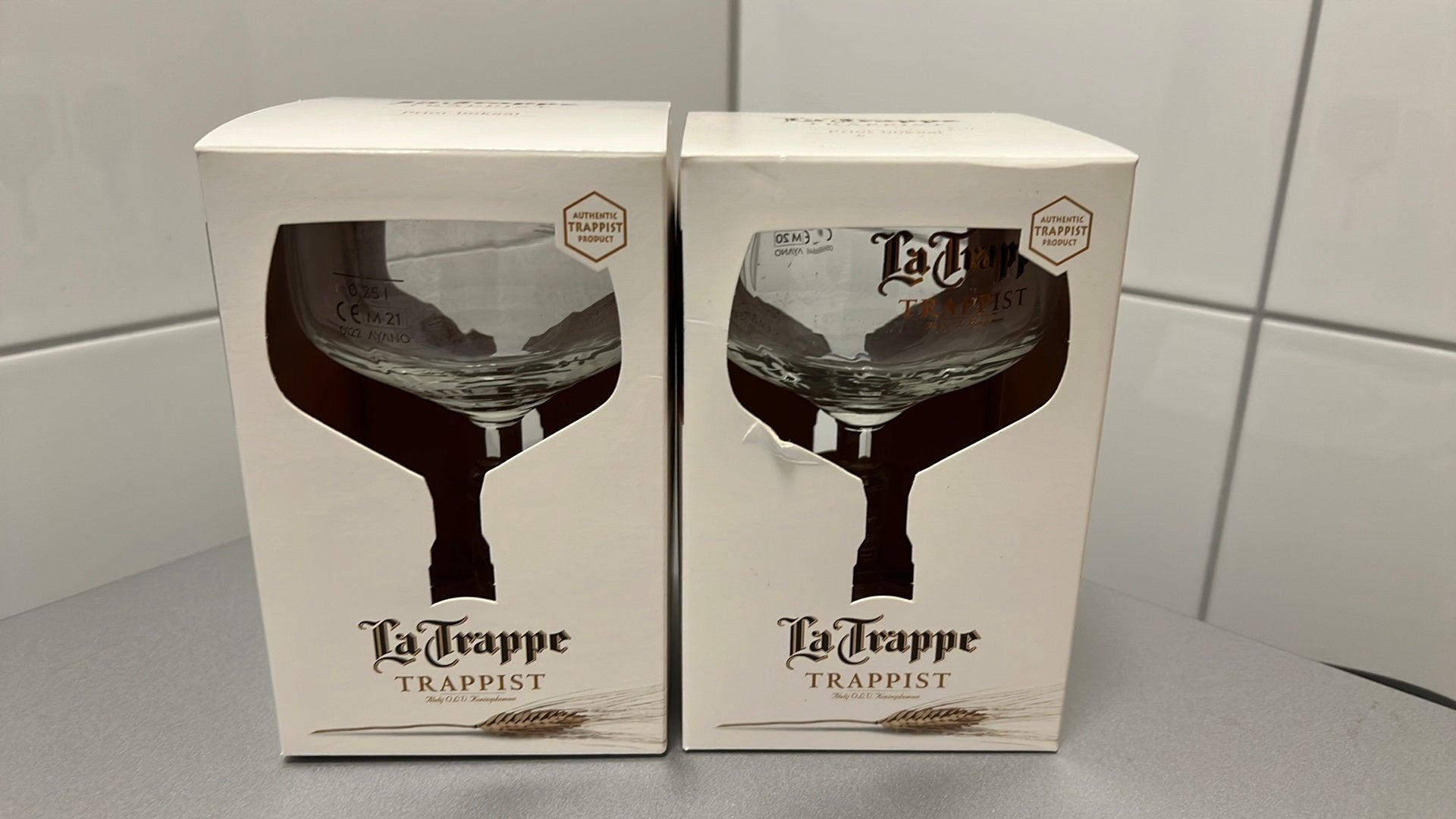 La Trappe Prior bokaal bierglas, Verzamelen, Verzenden, Zo goed als nieuw, Glas of Glazen, La Trappe