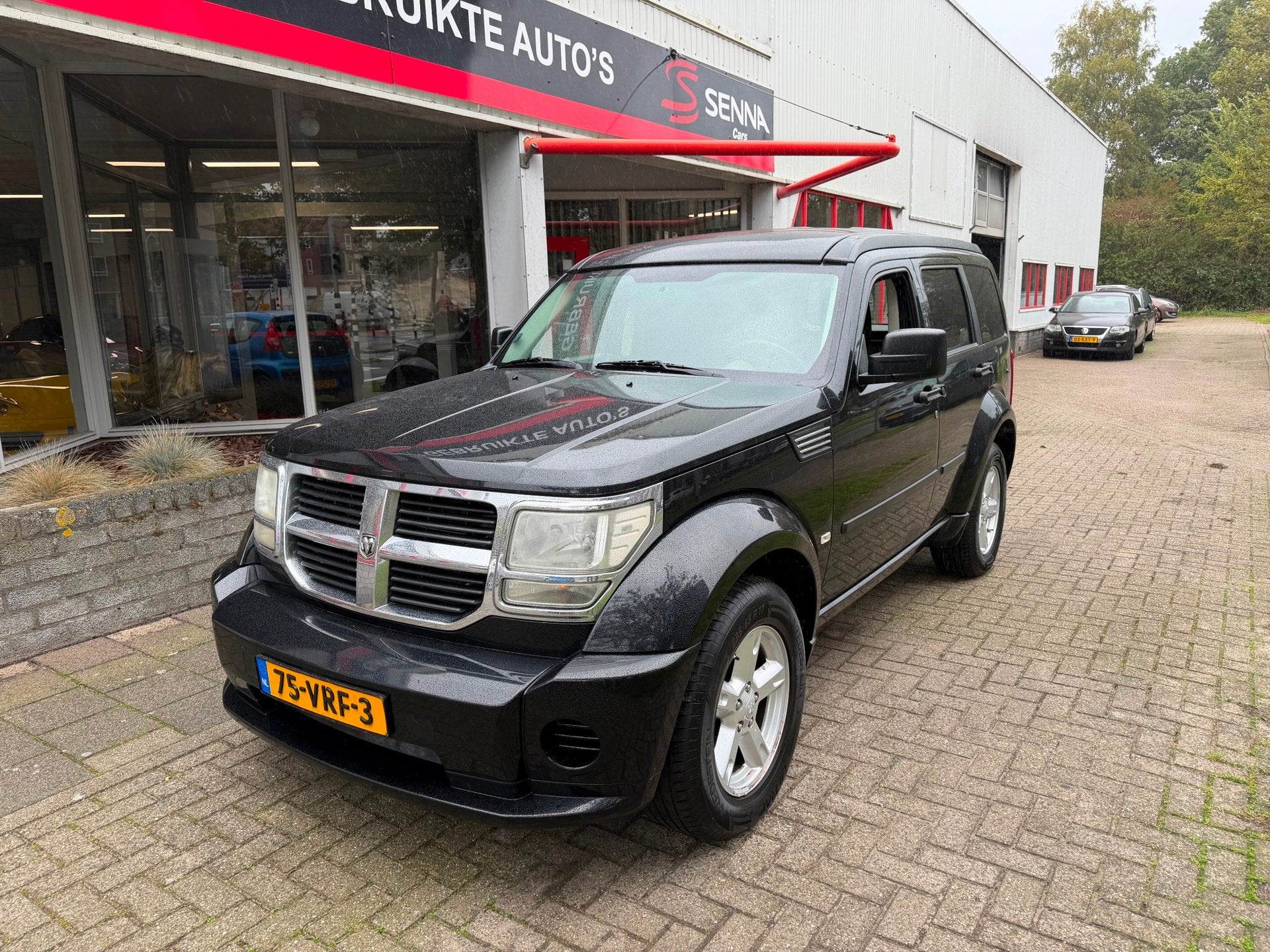 Dodge Nitro 3.7 V6 Aut - Grijs kent - Marge - Inr Mog !, Automaat, 3700 cc, Gebruikt, Zwart