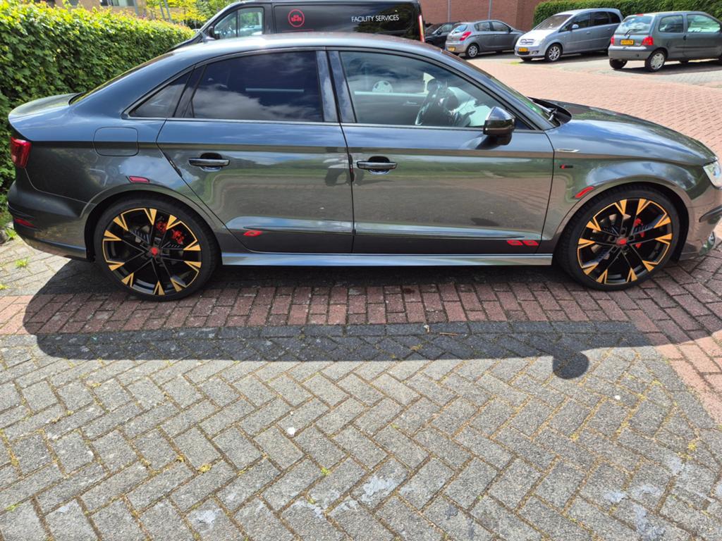 Audi A3 1.0TFSI 85KW Sedan 2016 Grijs, Auto's, Voorwielaandrijving, 1160 kg, Origineel Nederlands, 115 pk