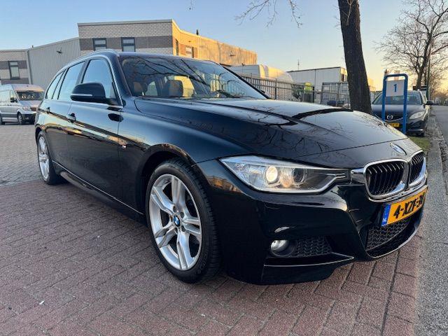 BMW 3 Serie Touring 316i M Edition Executive Airco/ECC,Cruis, Auto's, BMW, Gebruikt, 4 cilinders, Alcantara, Zwart
