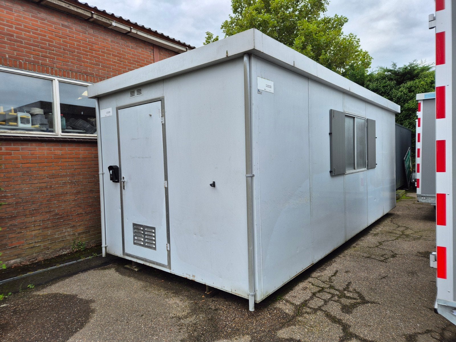 kantoorunit / bouwkeet / opslagcontainer / unit 6x3m, Ophalen, Gebruikt, Metaal, Containerberging