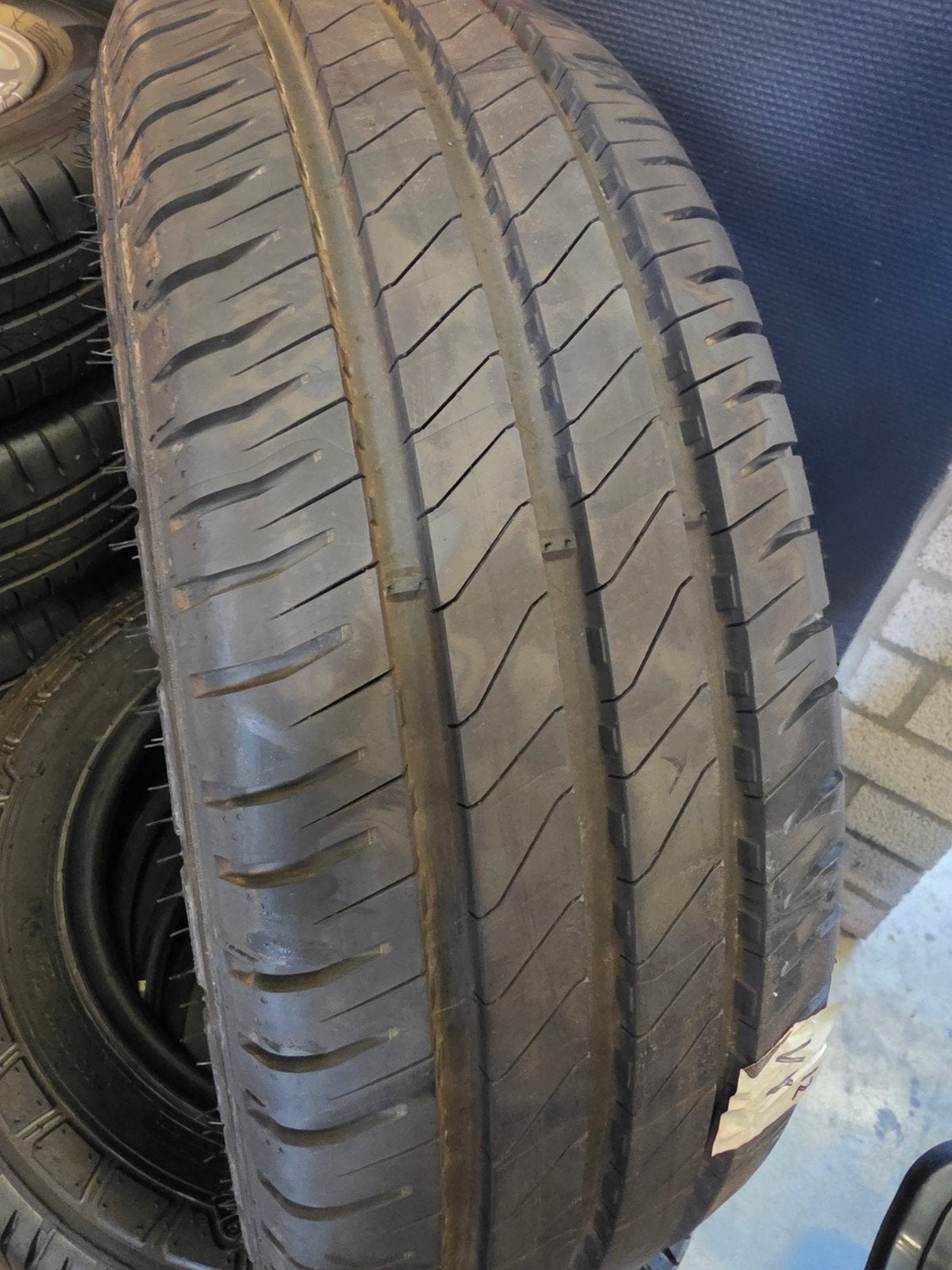 215 65 16C michelin nieuw actie  €60, Ophalen, 16 inch, Nieuw, Band(en)