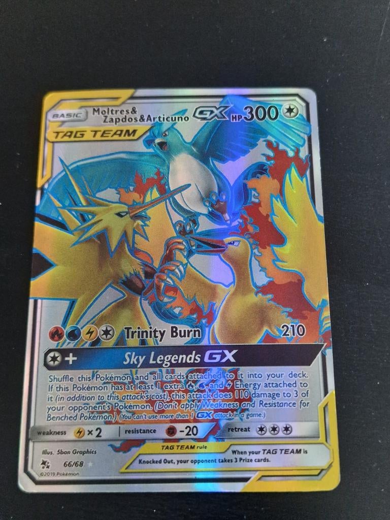 Moltress & Zapdos & Articuno GX Pokémon Kaart 68/66, Ophalen of Verzenden, Zo goed als nieuw, Losse kaart, Foil