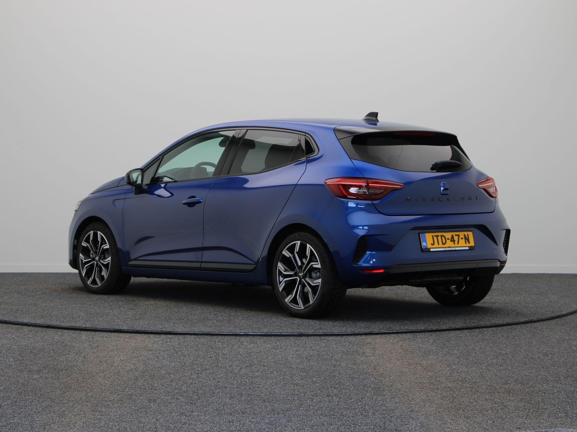 Mitsubishi Colt 1.6 HEV Intense | Black Edition | Stoel en s, Stof, Blauw, Origineel Nederlands, Bedrijf