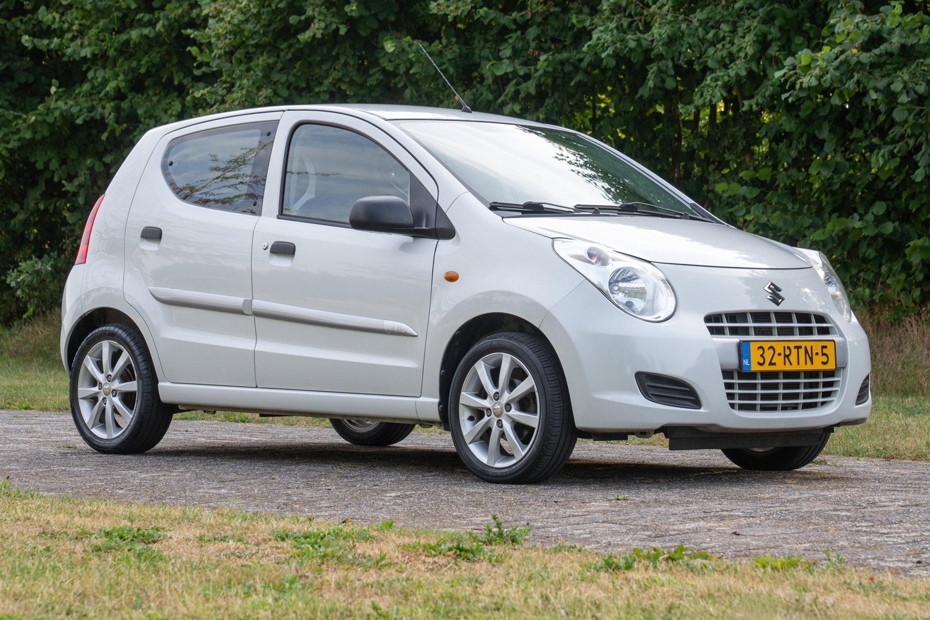 Suzuki Alto 1.0 Silver-line 1e Eigenaar 36.680 km +NAP NL-au, Euro 5, Gebruikt, 200 kg, Leder en Stof