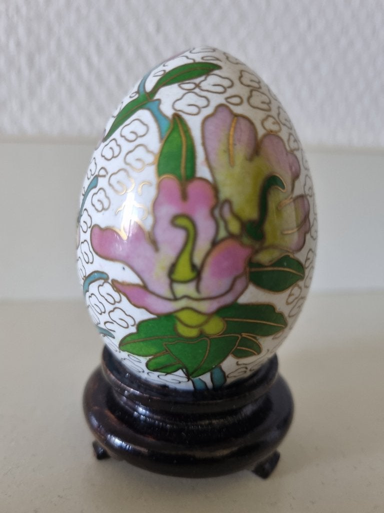 Chinees Cloisonné Ei inclusief houten standaard., Hout, Sieraad, Ophalen of Verzenden, China
