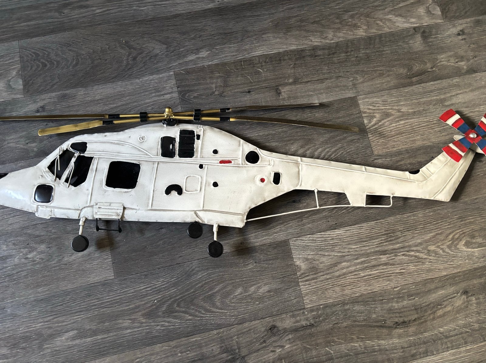 Decoratieve helikopter van metaal, gekocht bij Loods 5, Ophalen, Gebruikt