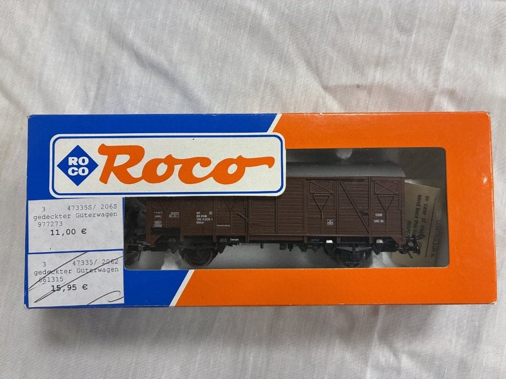 Roco 47335 DSB gesloten goederenwagen – nieuw, Gelijkstroom, Ophalen of Verzenden, Roco, Nieuw