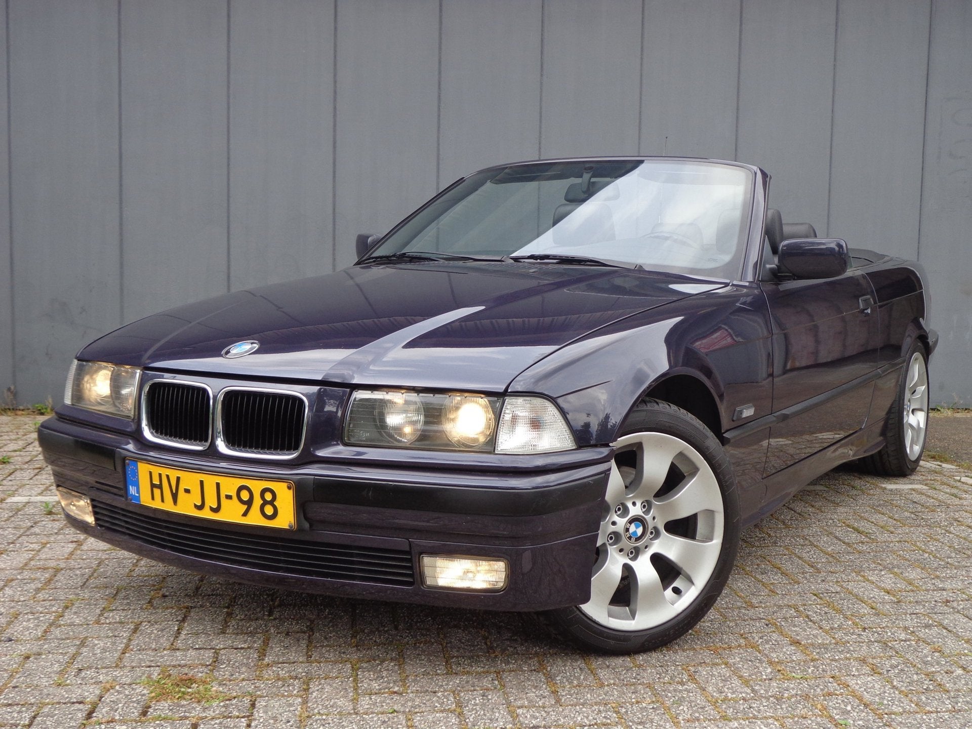 BMW 3-serie Cabrio 318i Uniek,3 Eig,Onderhoud, Auto's, BMW, Achterwielaandrijving, Gebruikt, Zwart, 4 cilinders