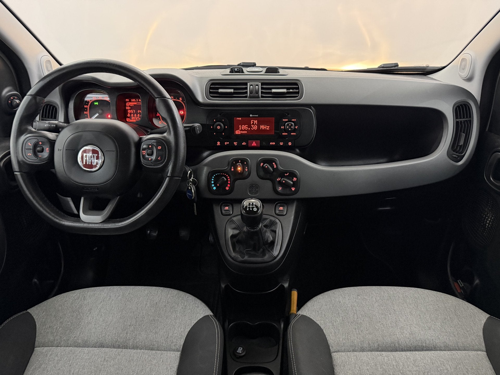 Fiat Panda 0.9 TwinAir Lounge Airco, Radio, Eco mode, Mistla, Auto's, Voorwielaandrijving, Stof, Gebruikt, Panda